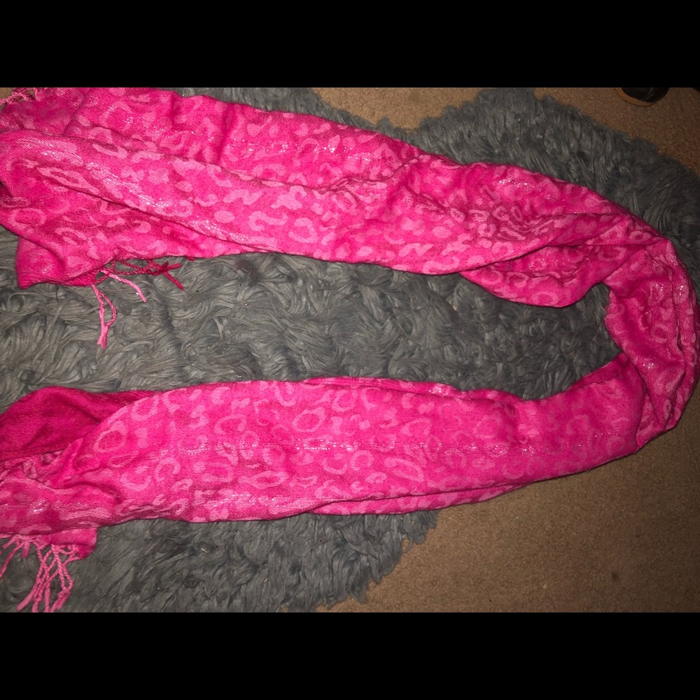 Pink Cheetah Print Scarf